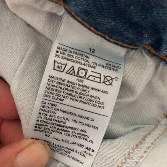 Old Navy Rockstar super Skinny Mid Rise size 12 medium blue wash color - Picture 7 of 7